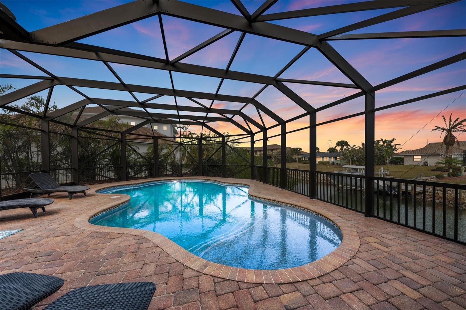 Image 3 of 84 For 432 Sorrento Drive