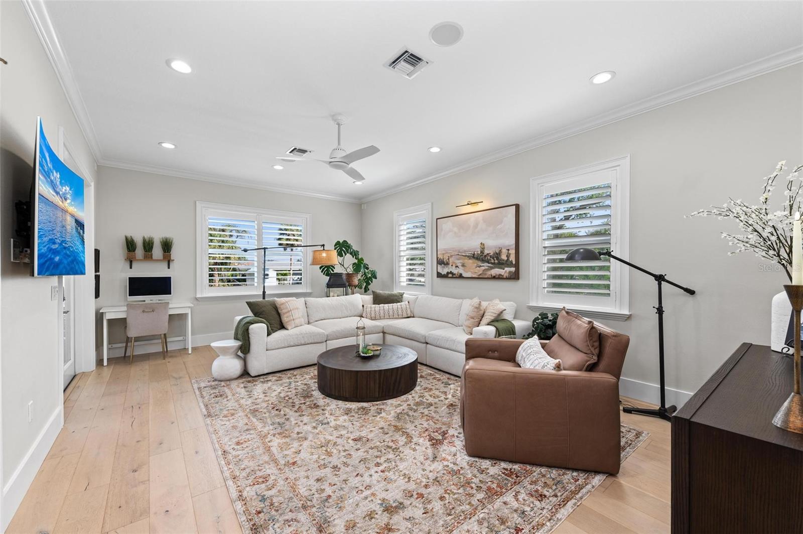 Image 32 of 84 For 432 Sorrento Drive