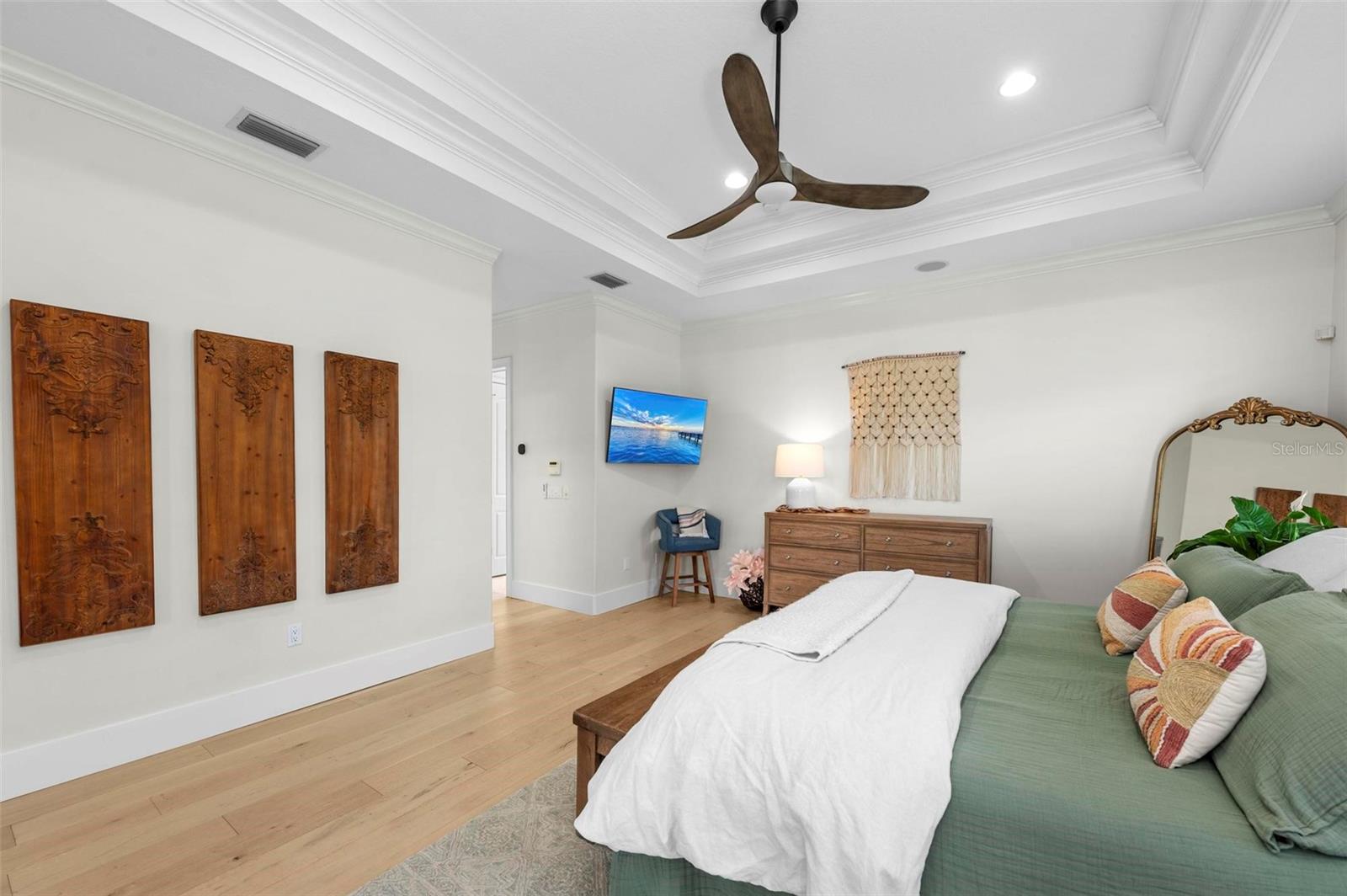 Image 39 of 84 For 432 Sorrento Drive