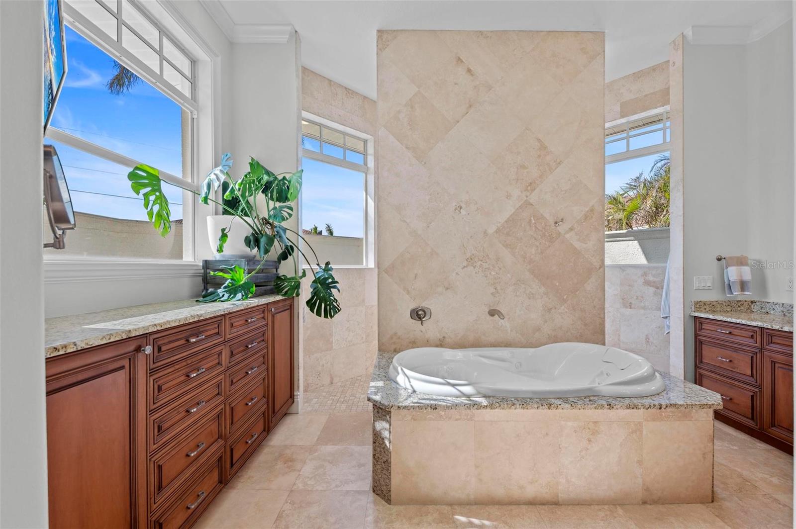 Image 40 of 84 For 432 Sorrento Drive