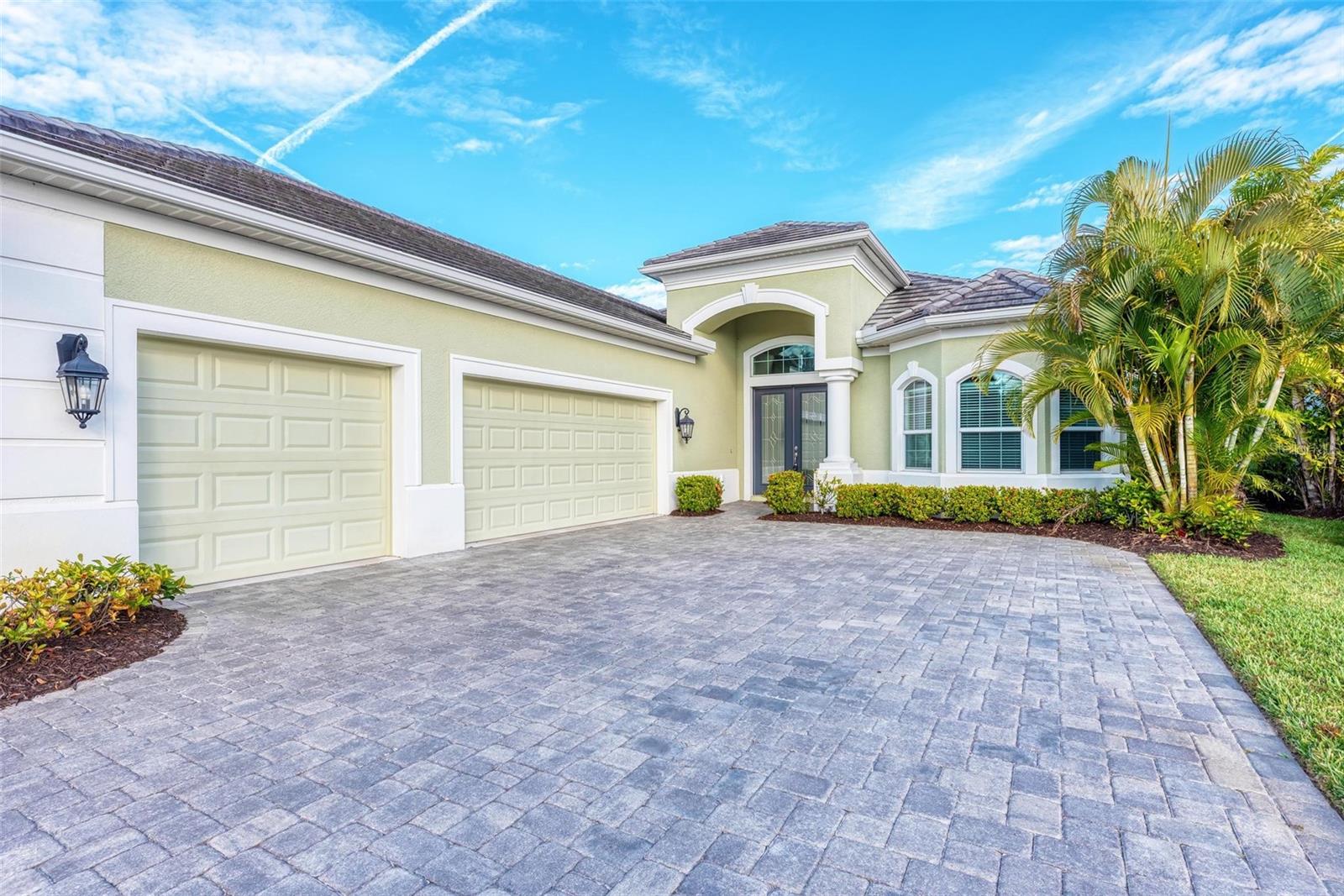 Image 2 of 56 For 6715 Curzon Terrace