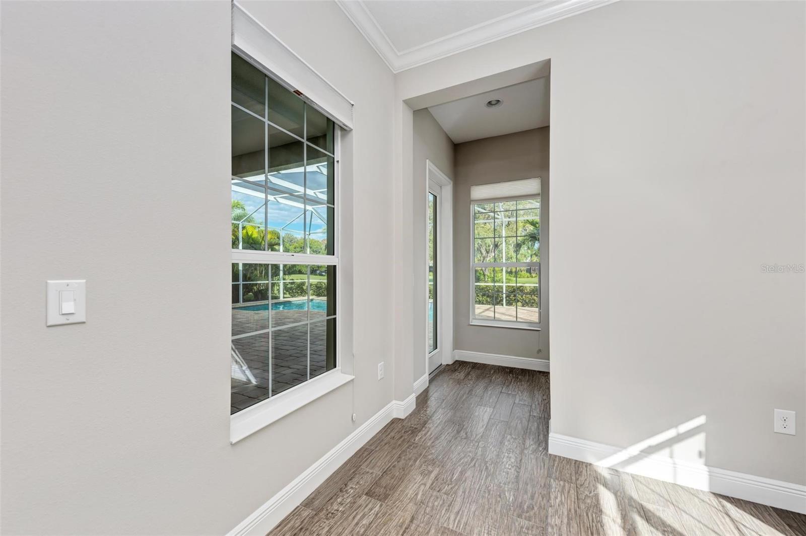 Image 26 of 56 For 6715 Curzon Terrace