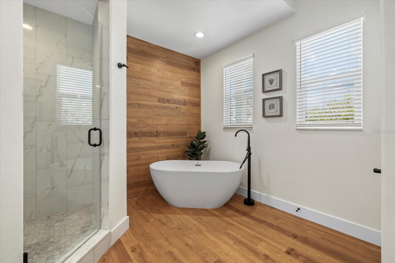 Image 27 of 95 For 6925 Bochi Circle