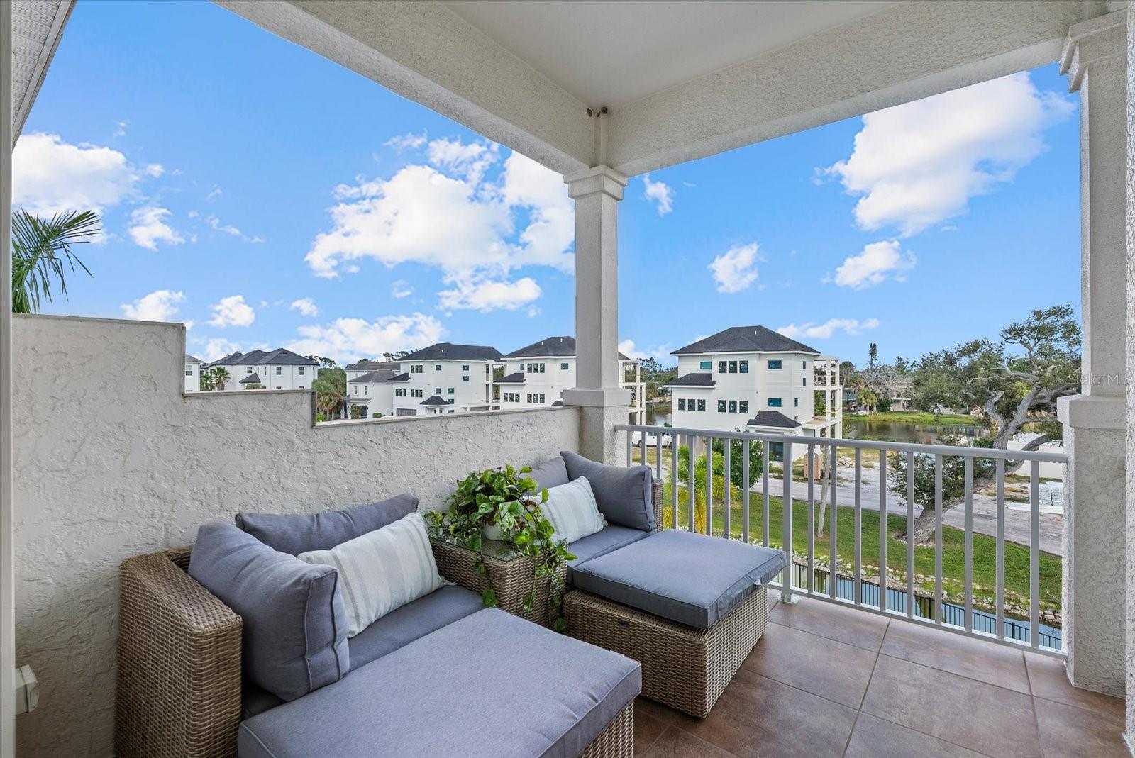 Image 41 of 95 For 6925 Bochi Circle