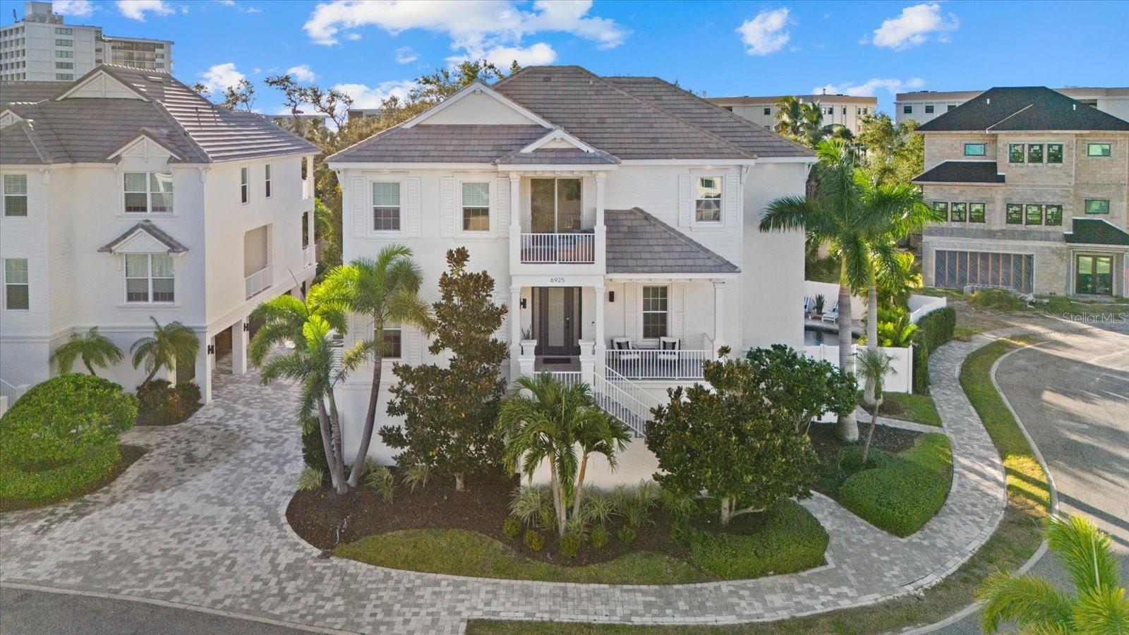 Image 5 of 95 For 6925 Bochi Circle