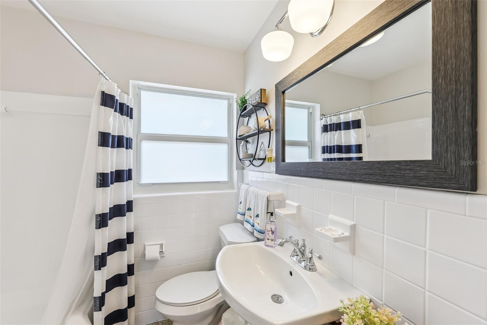 Image 14 of 26 For 2907 Marshall Drive