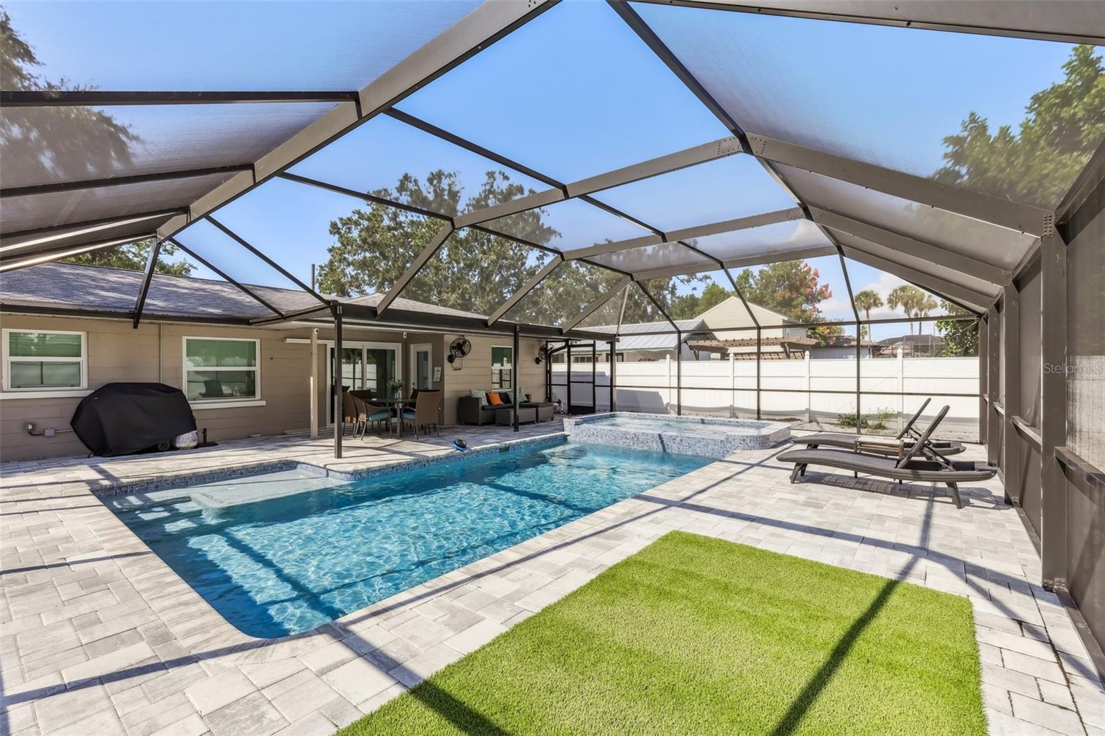 Image 21 of 26 For 2907 Marshall Drive