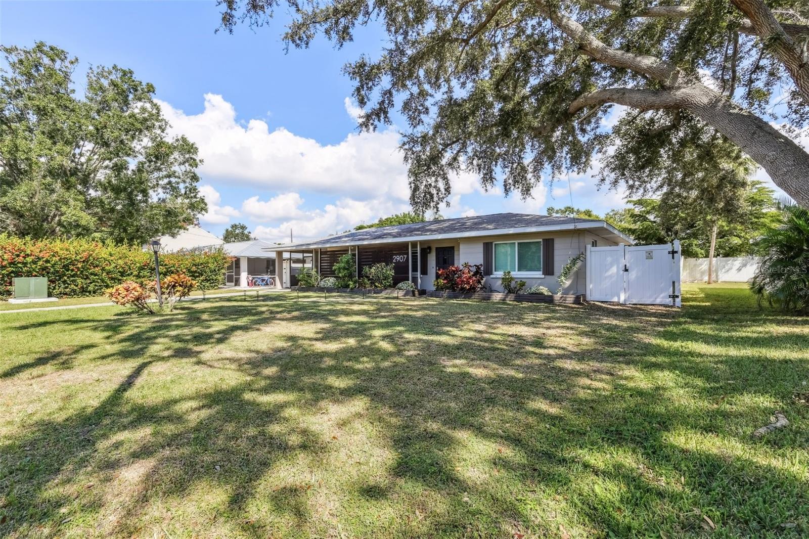 Image 24 of 26 For 2907 Marshall Drive