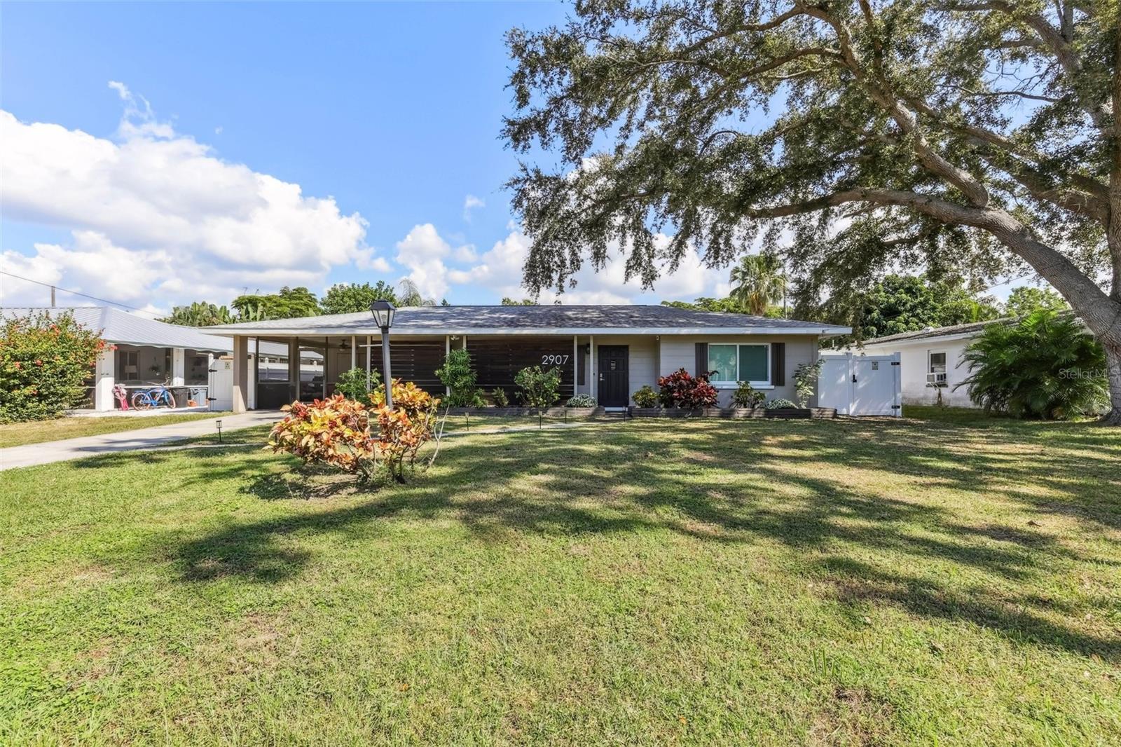 Image 25 of 26 For 2907 Marshall Drive