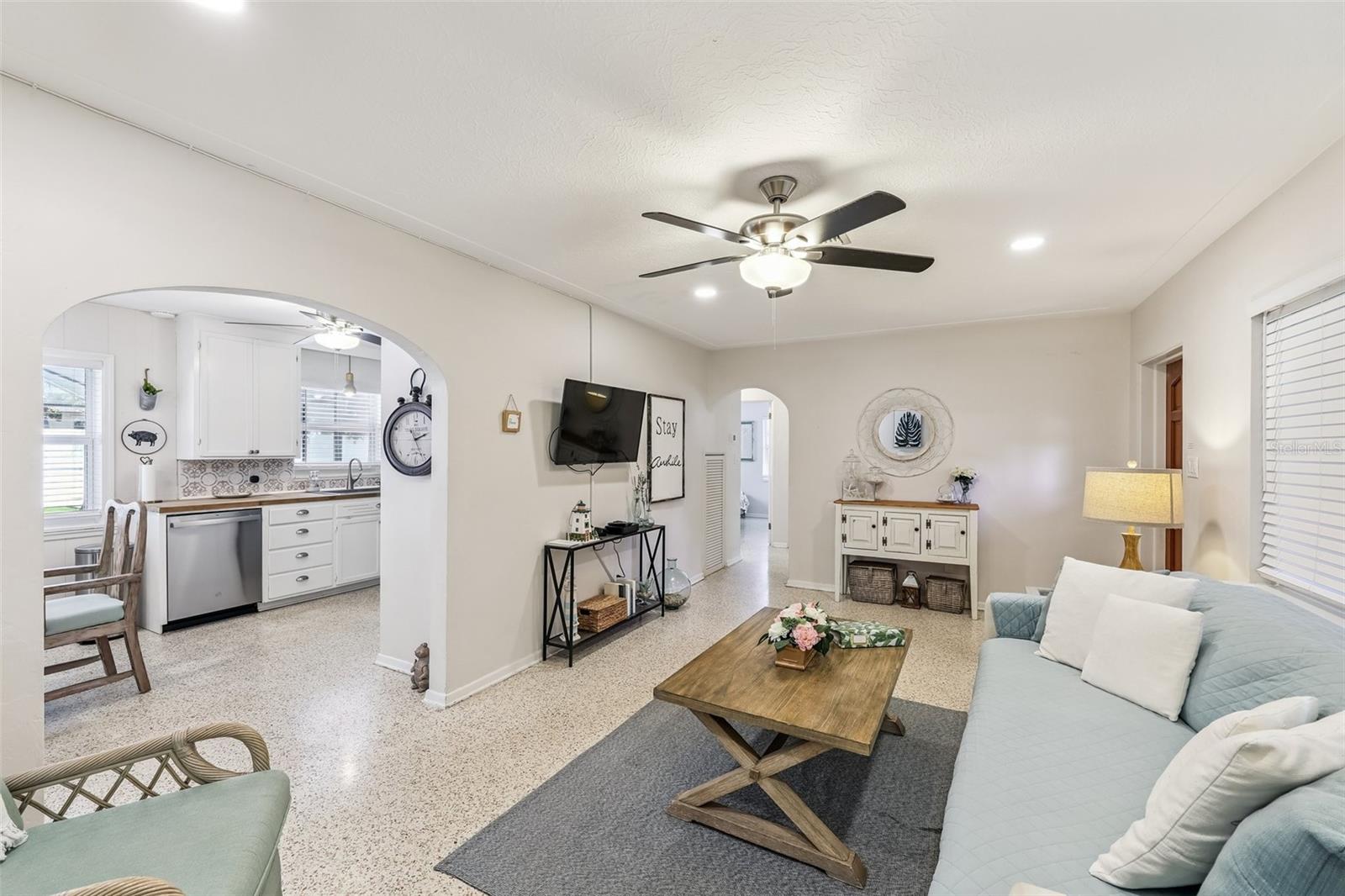 Image 5 of 26 For 2907 Marshall Drive