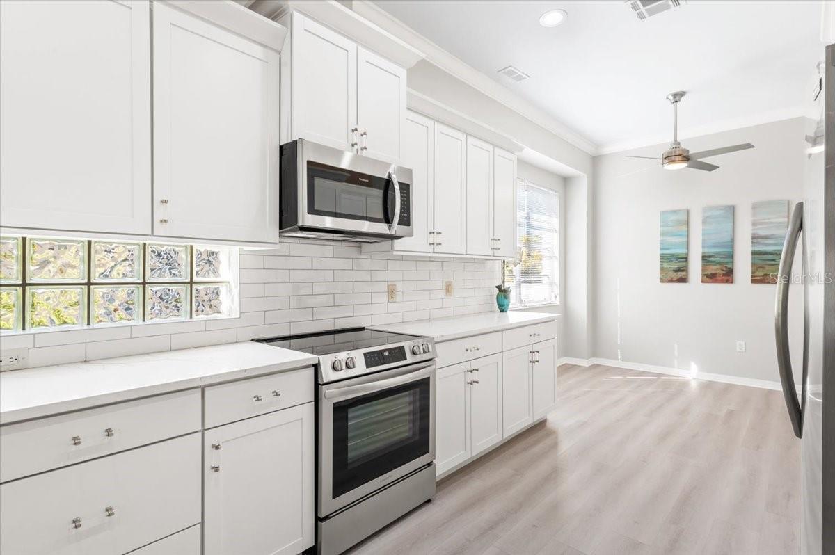 Image 17 of 50 For 700 Silk Oak Drive