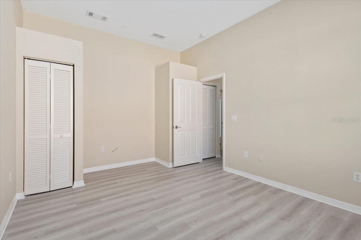 Image 28 of 50 For 700 Silk Oak Drive