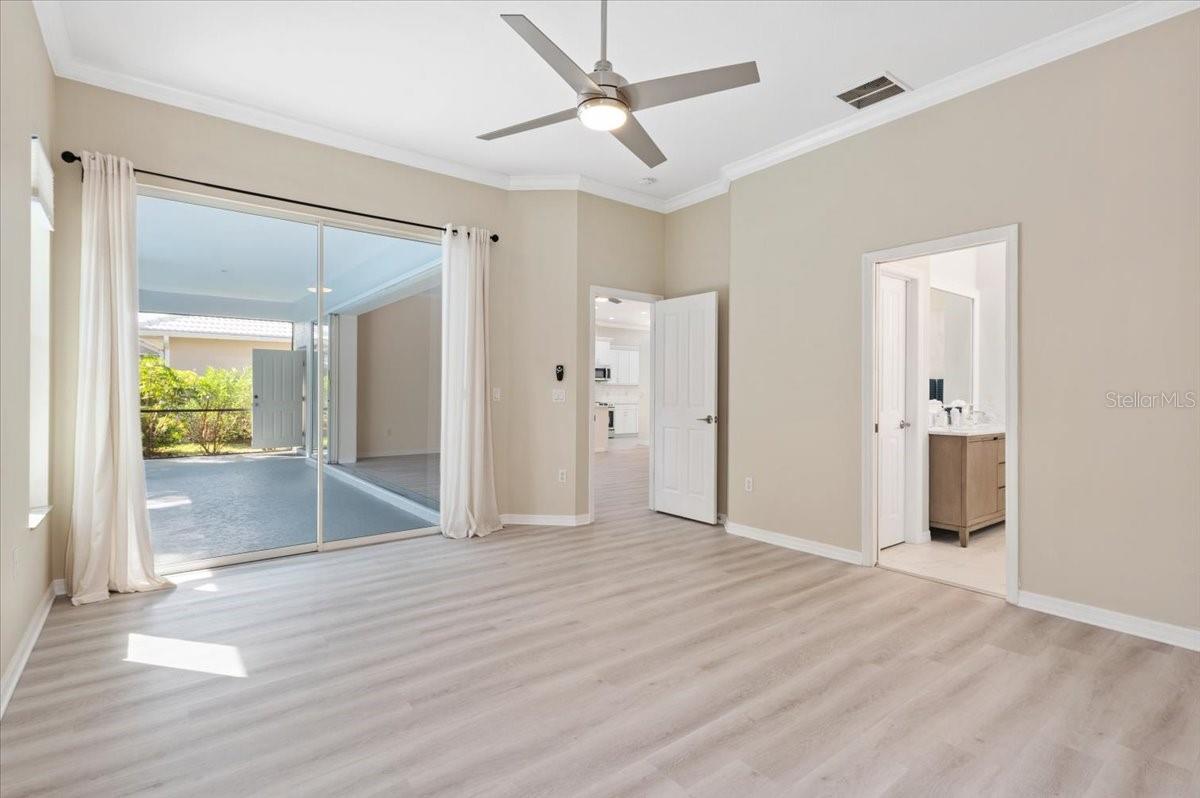 Image 31 of 50 For 700 Silk Oak Drive