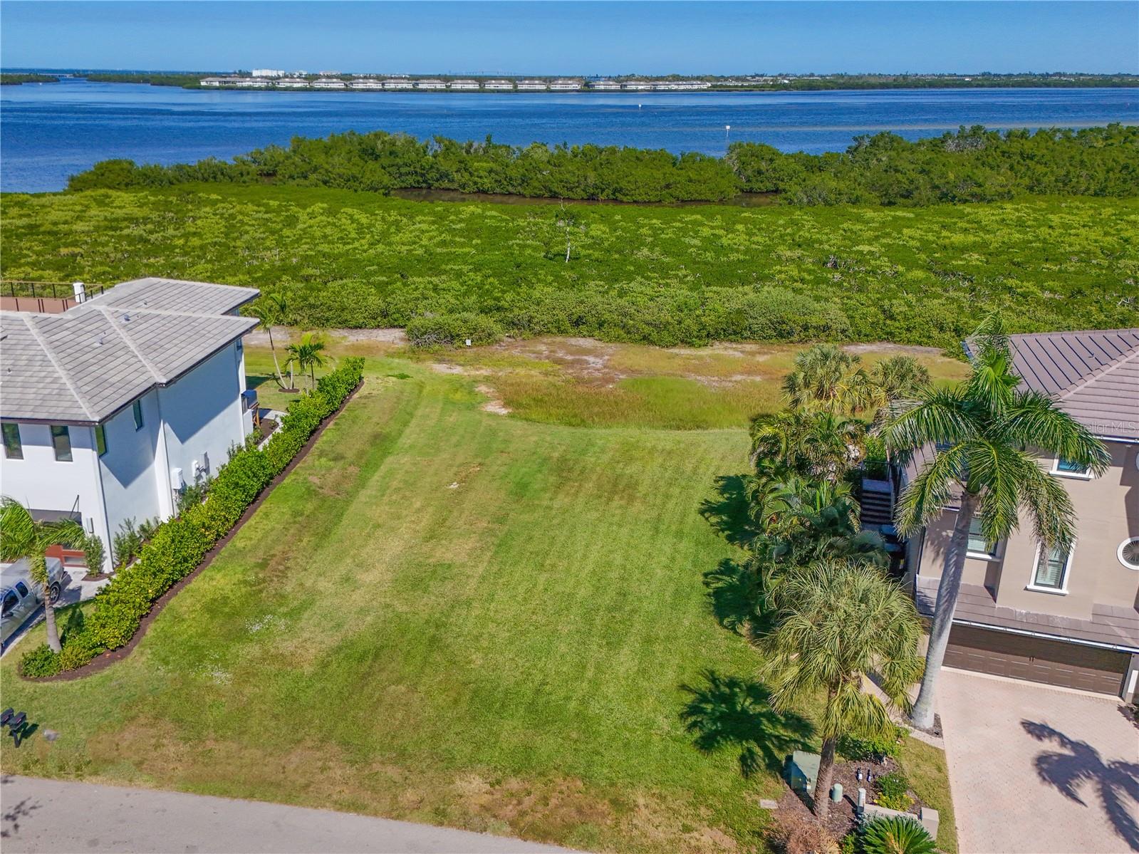 Image 16 of 32 For 12405 Baypointe Terrace