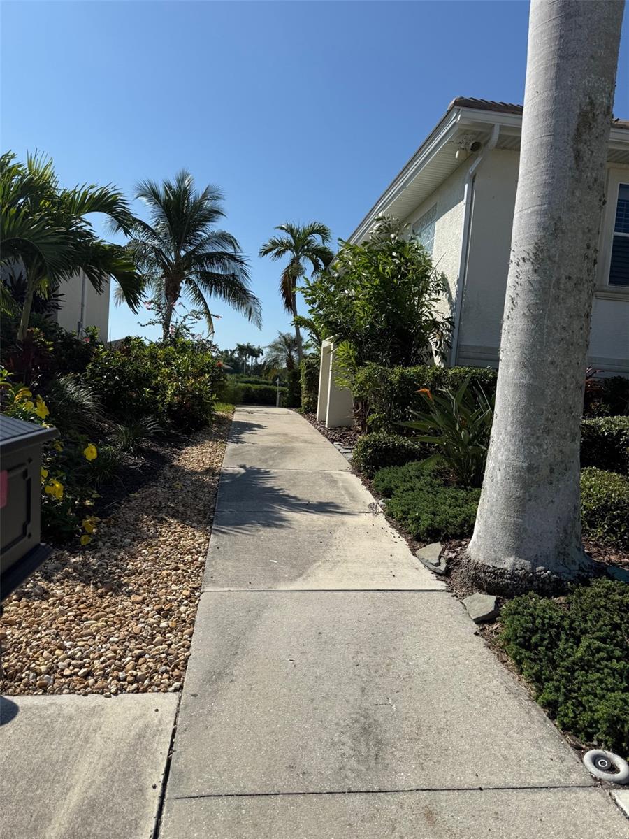 Image 9 of 32 For 12405 Baypointe Terrace