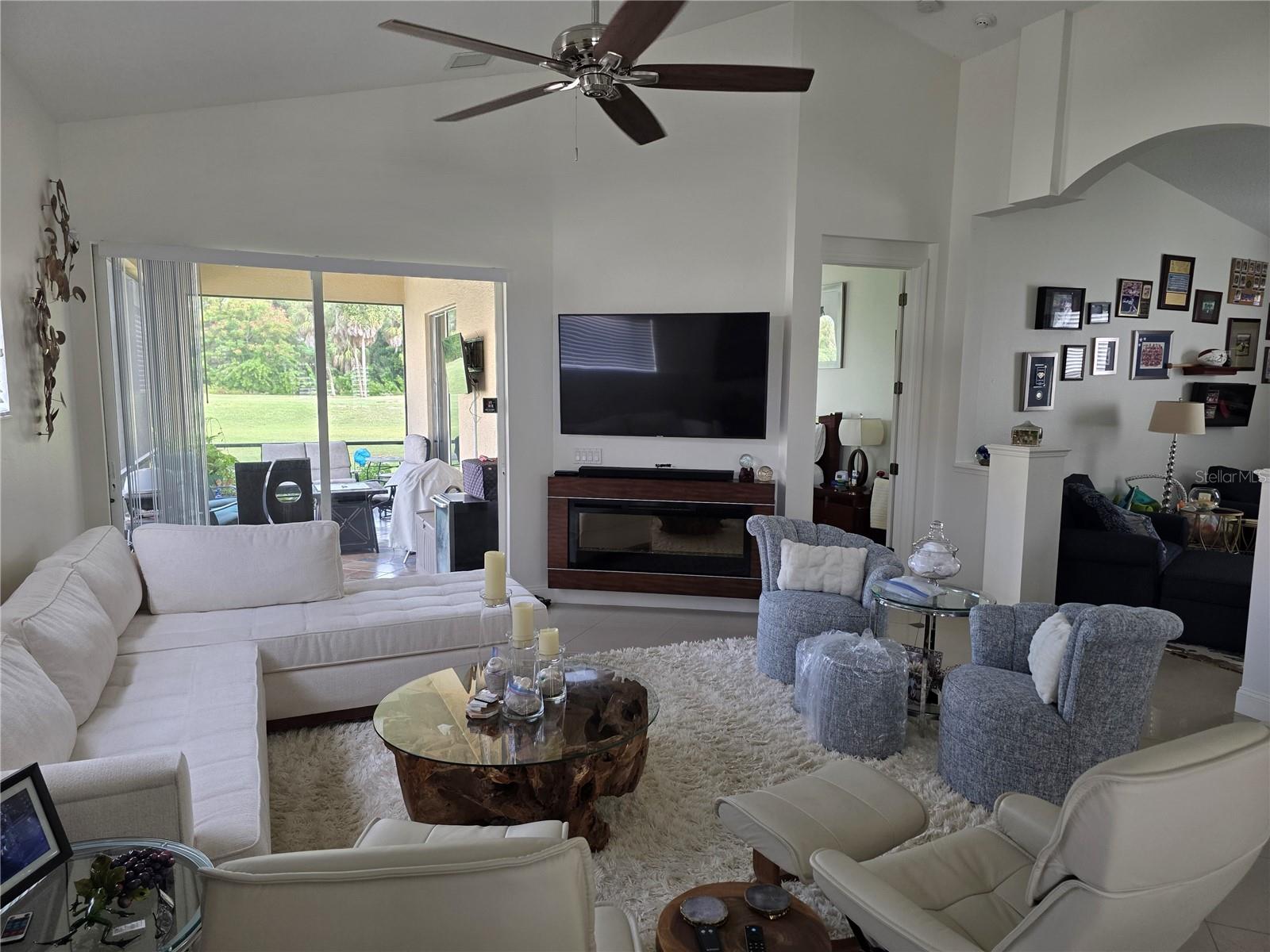 Image 4 of 24 For 7519 Birds Eye Terrace