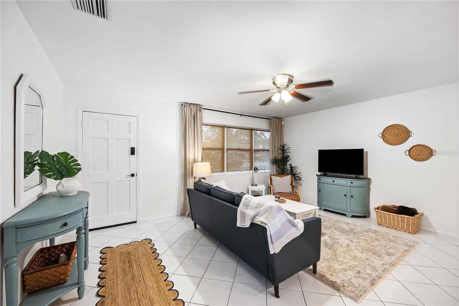 Image 6 of 32 For 3613 Belmont Boulevard