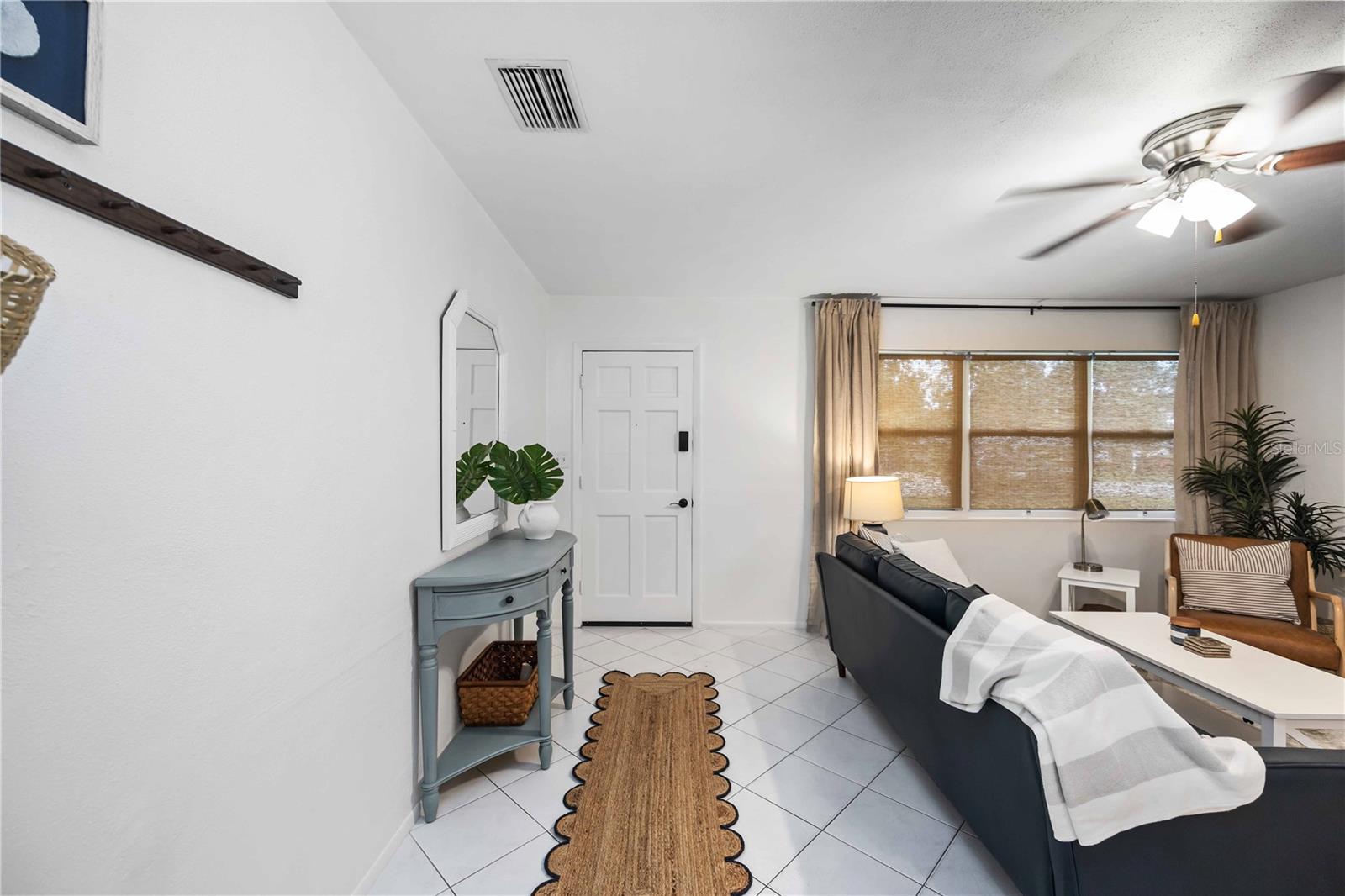 Image 7 of 32 For 3613 Belmont Boulevard