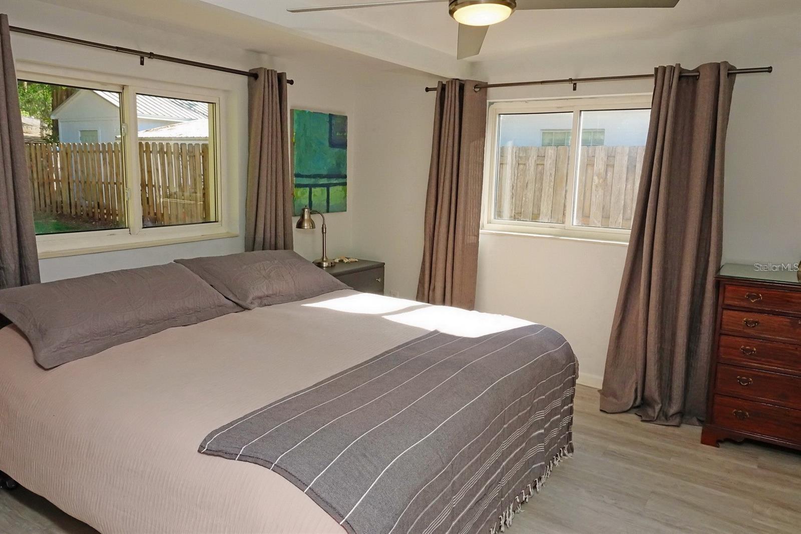 Image 11 of 31 For 1057 22nd Street