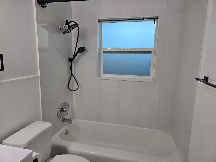 Image 18 of 31 For 1057 22nd Street