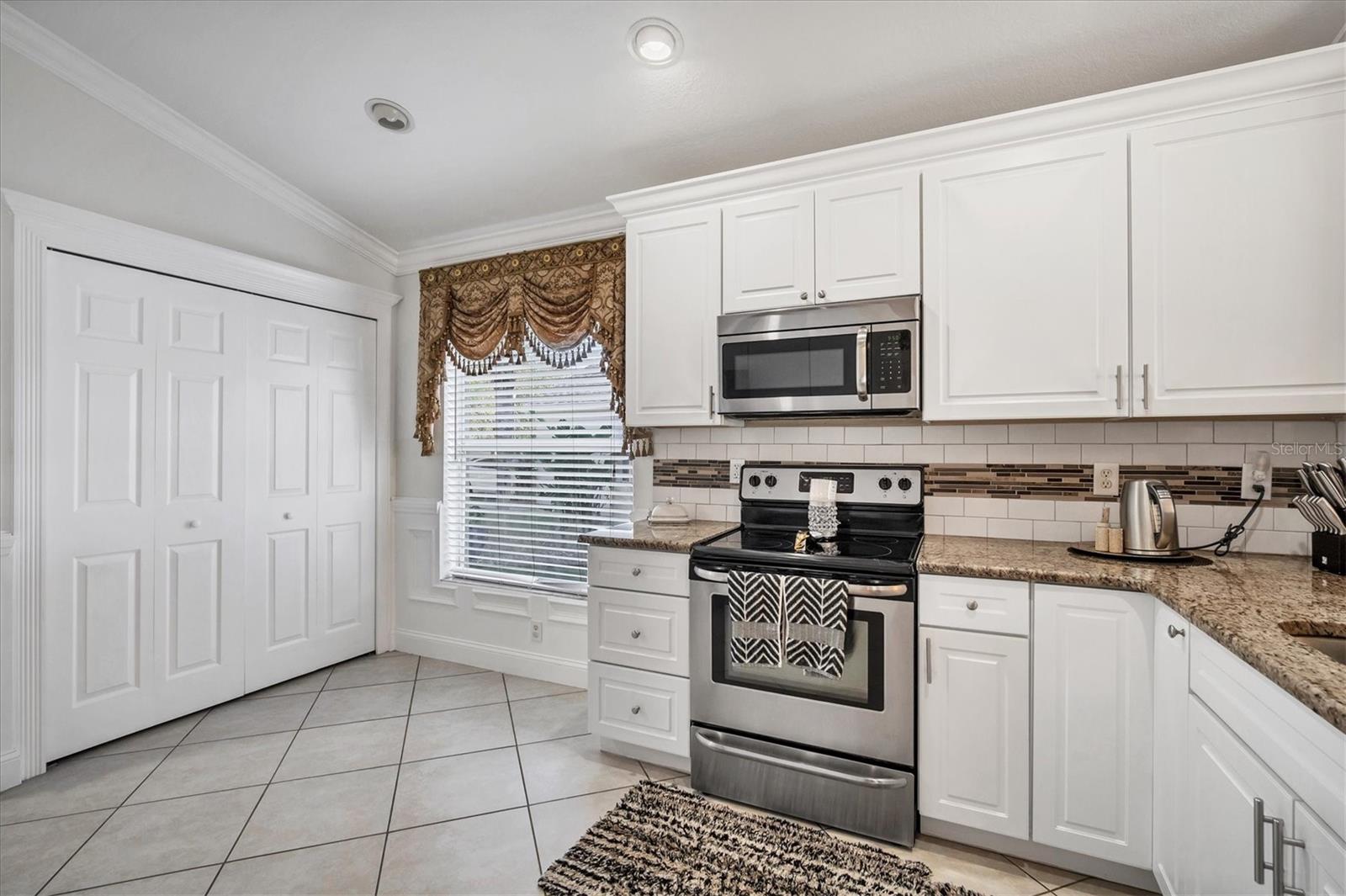 Image 7 of 37 For 8117 Tar Hollow Drive