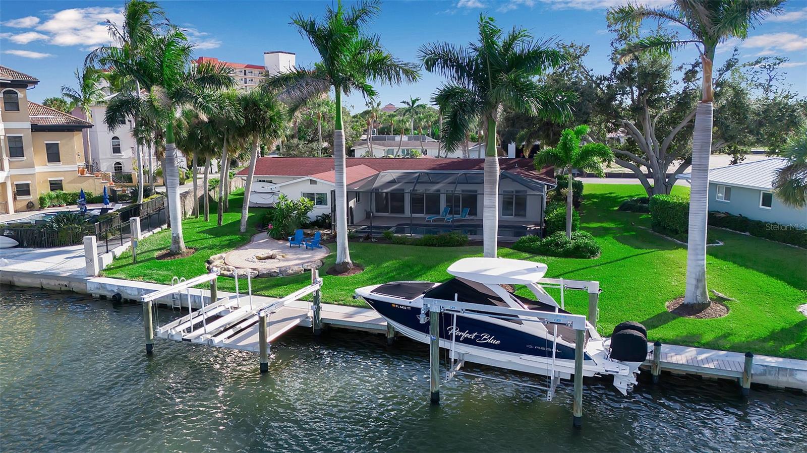 Image 11 of 56 For 318 Nassau Street N