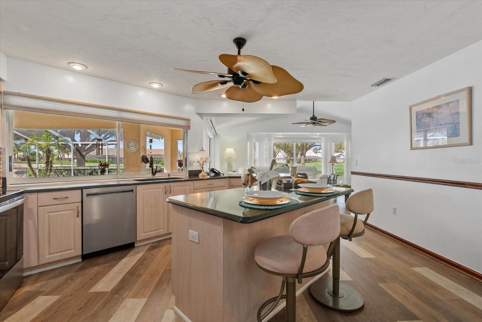 Image 21 of 71 For 6423 Drewrys Bluff