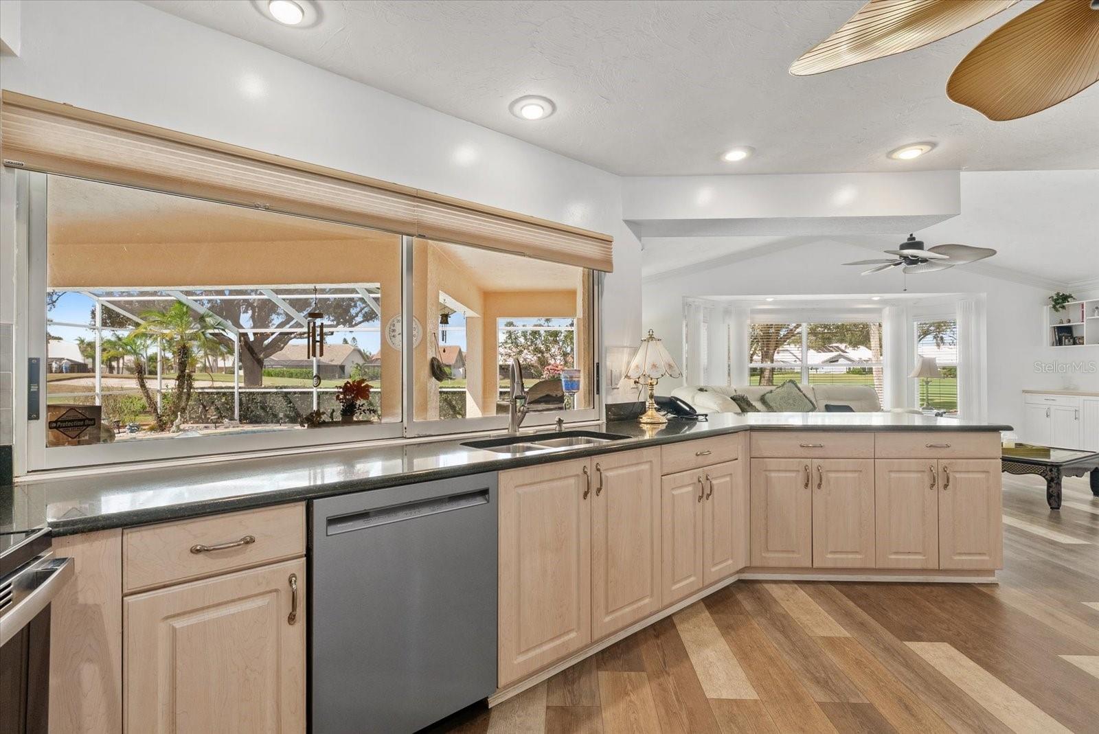 Image 25 of 71 For 6423 Drewrys Bluff