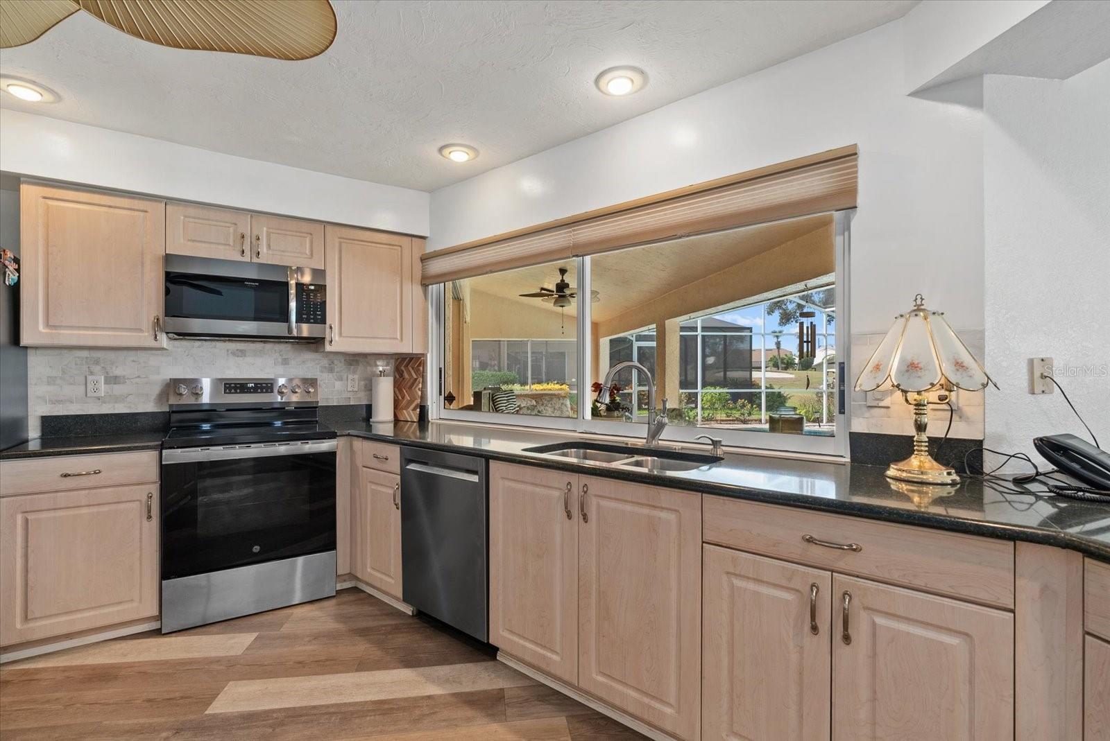 Image 27 of 71 For 6423 Drewrys Bluff