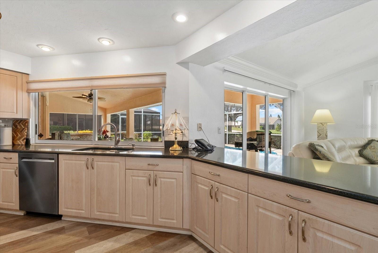 Image 28 of 71 For 6423 Drewrys Bluff