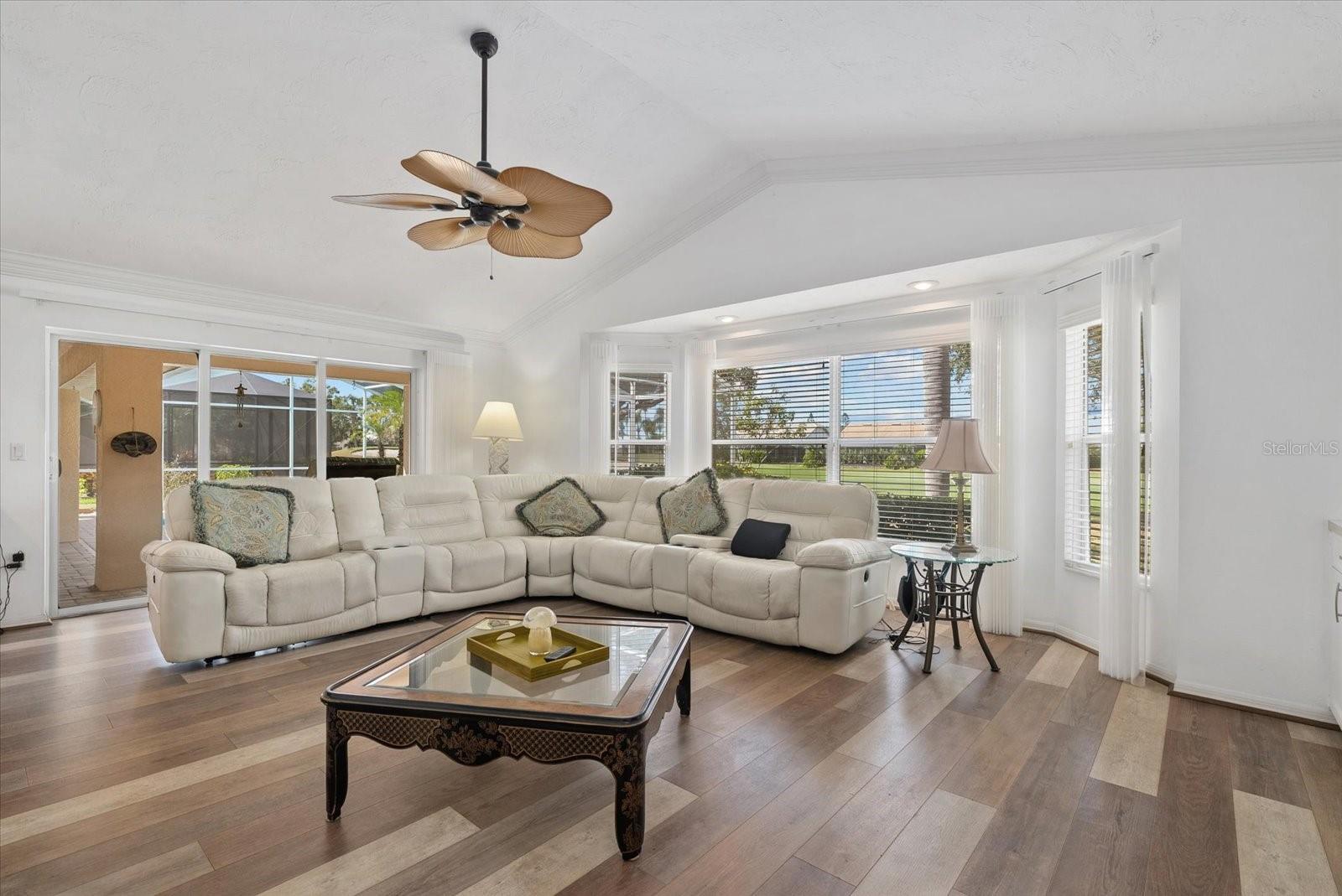 Image 32 of 71 For 6423 Drewrys Bluff