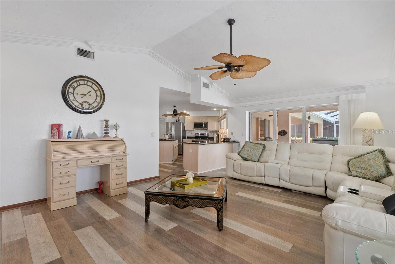 Image 33 of 71 For 6423 Drewrys Bluff