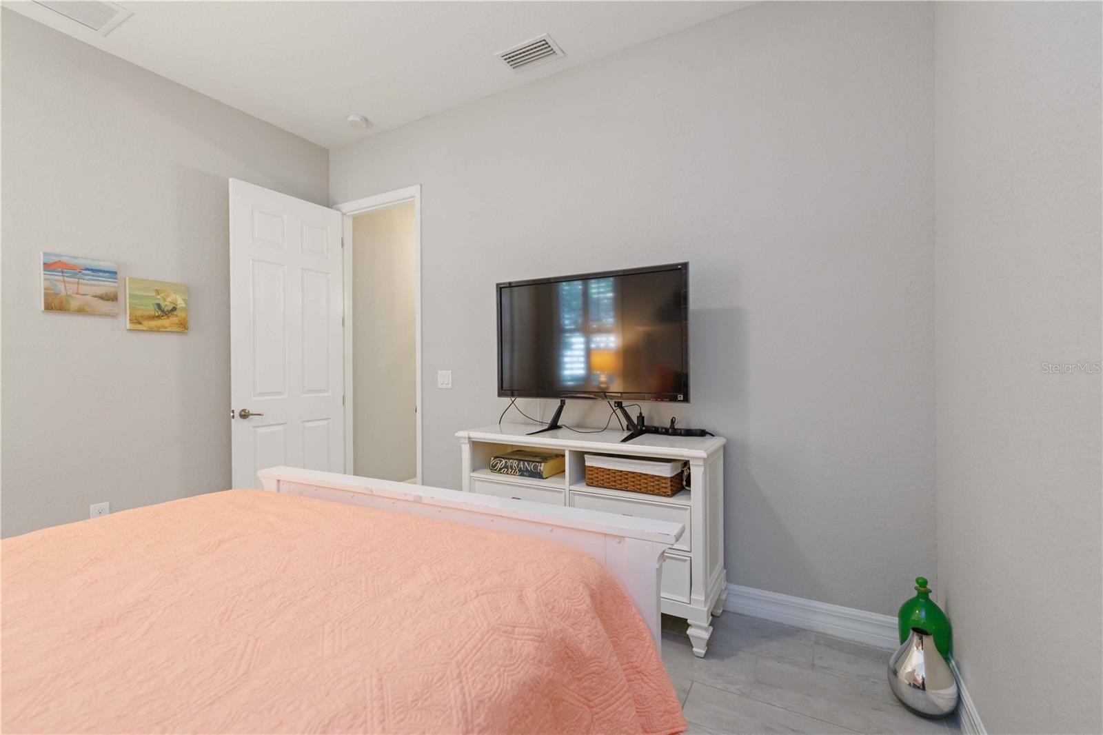 Image 28 of 64 For 7131 Whittlebury Trail