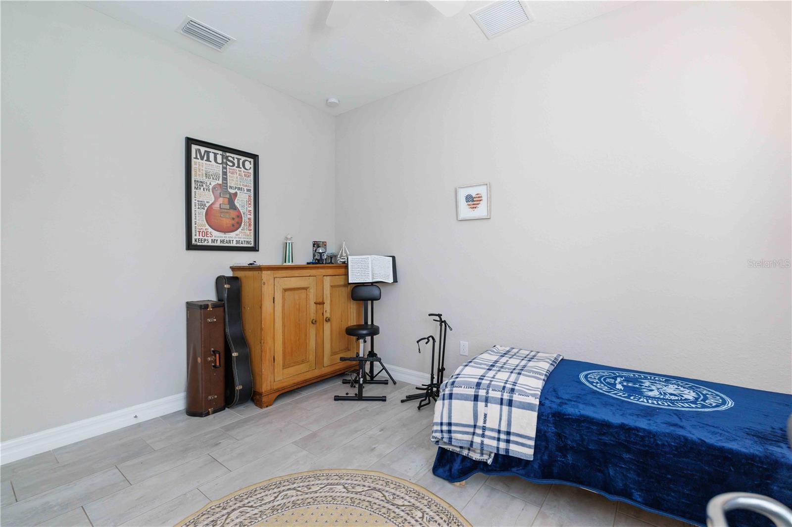 Image 31 of 64 For 7131 Whittlebury Trail