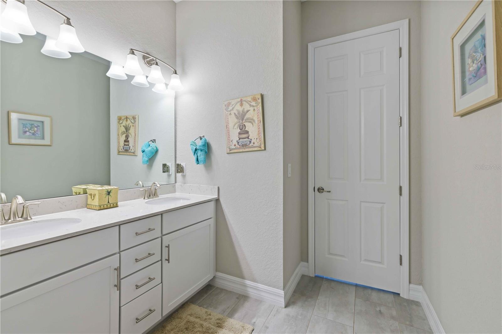 Image 38 of 64 For 7131 Whittlebury Trail