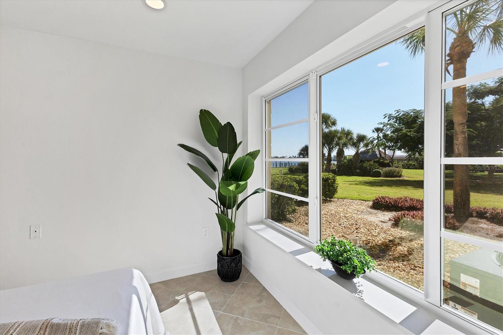 Image 20 of 61 For 3810 Gulf Of Mexico Drive F105