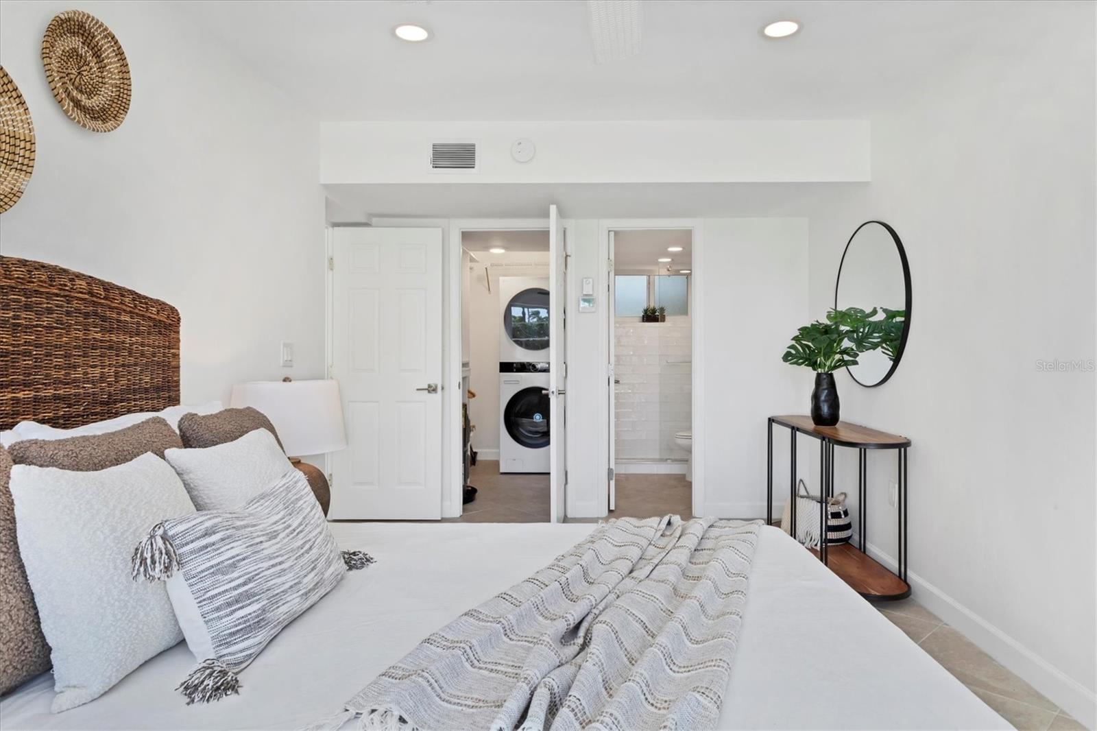 Image 22 of 61 For 3810 Gulf Of Mexico Drive F105