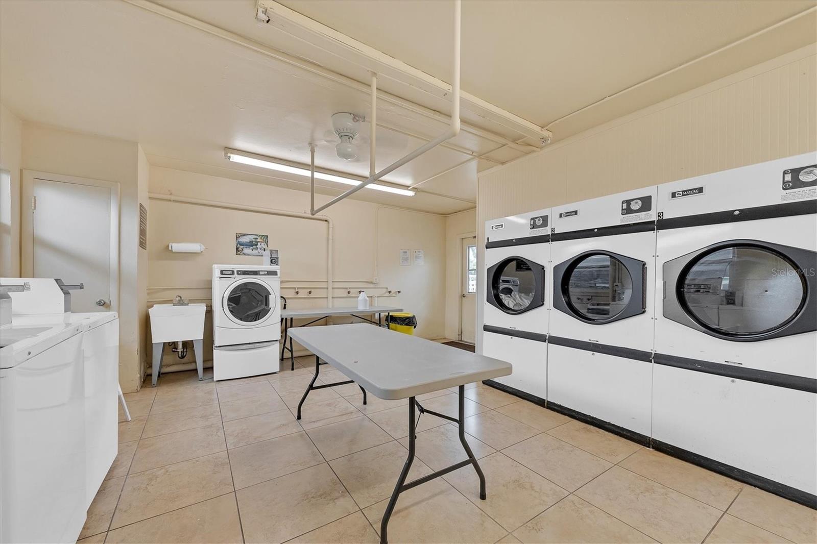 Image 43 of 61 For 3810 Gulf Of Mexico Drive F105