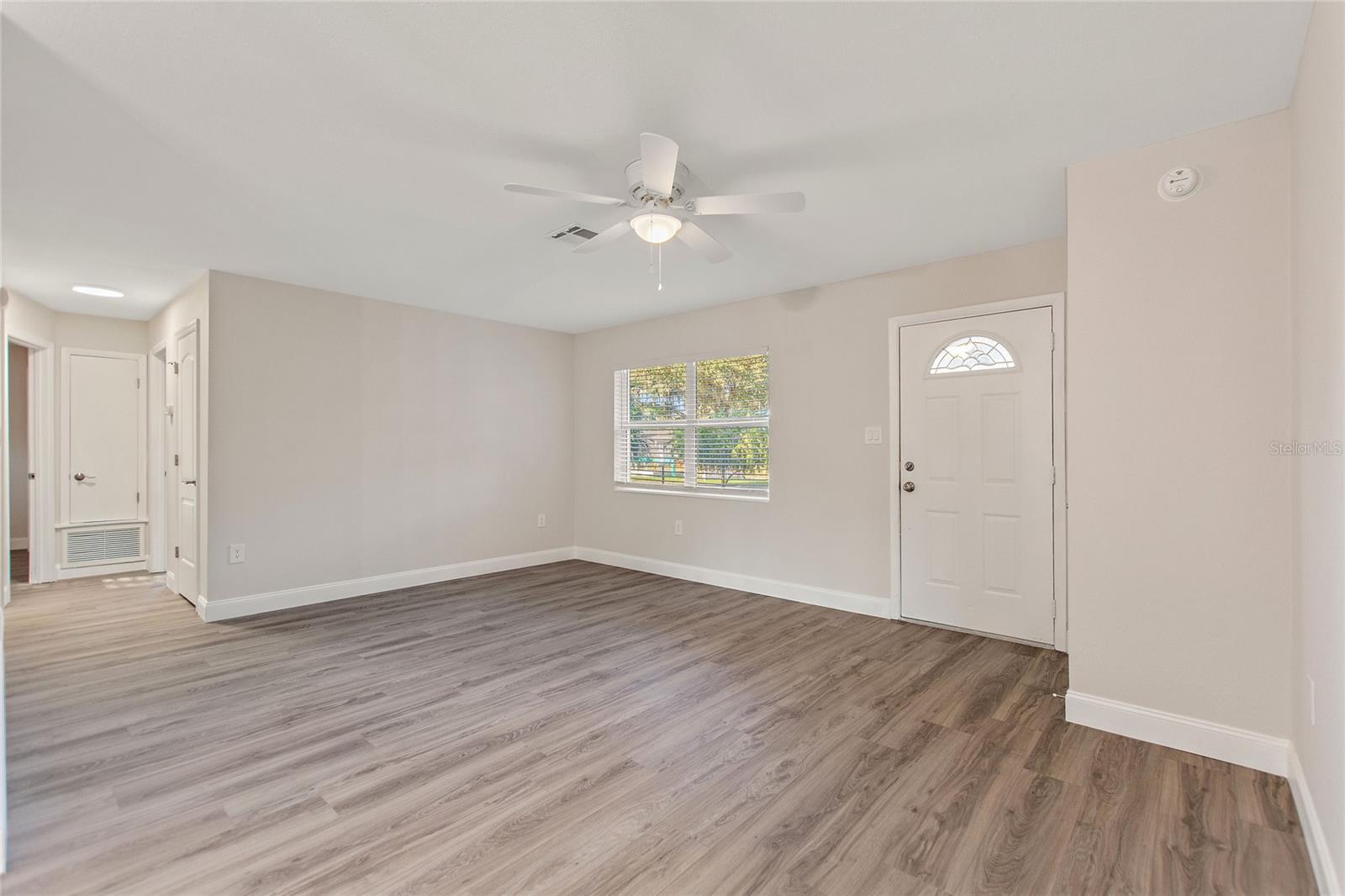 Image 7 of 32 For 3331 Woodmont Drive