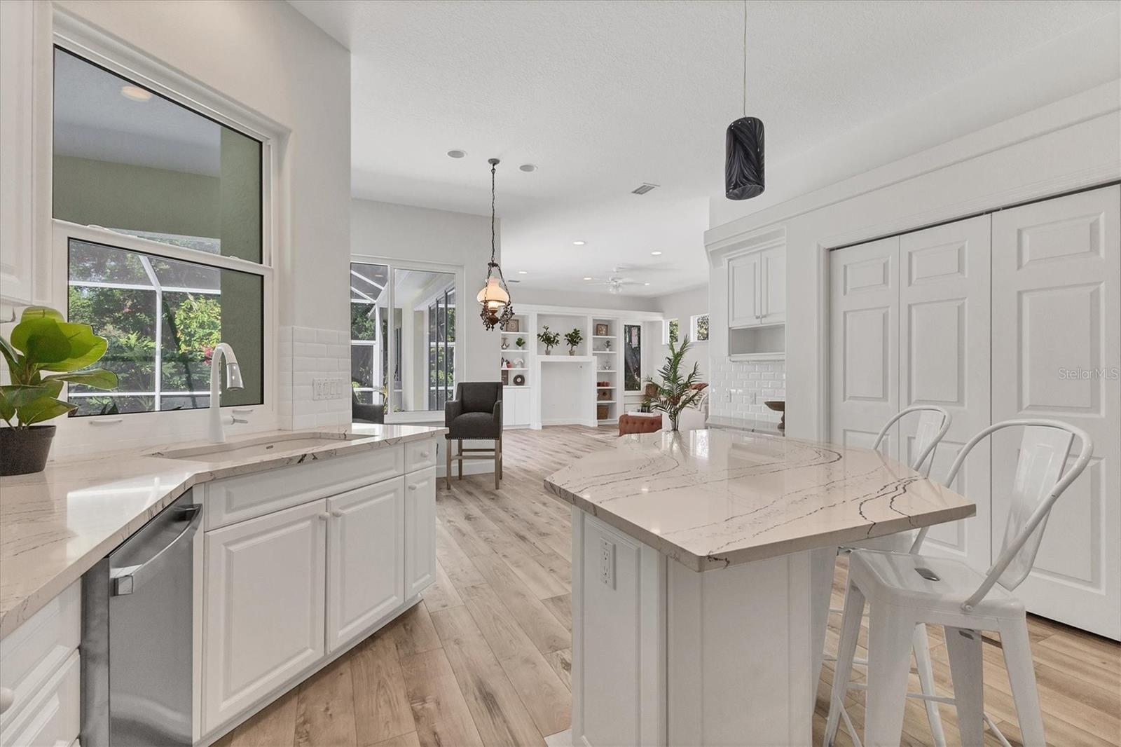 Image 15 of 67 For 9238 13th Avenue Cir Nw