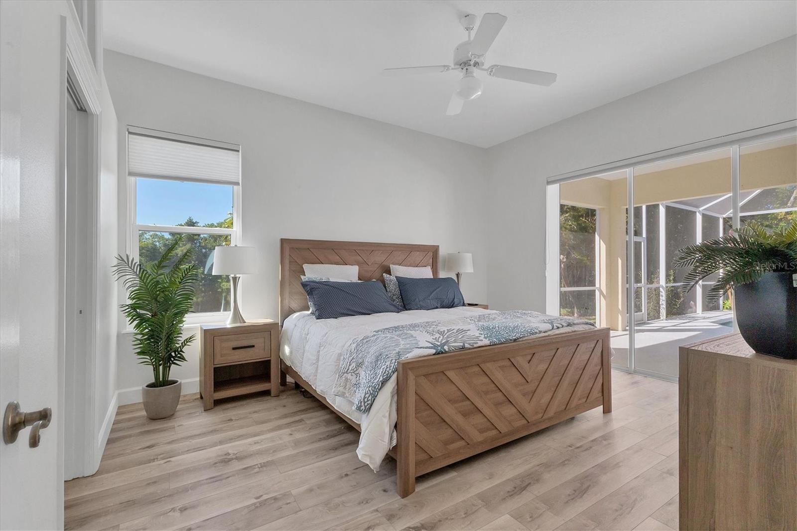 Image 21 of 67 For 9238 13th Avenue Cir Nw