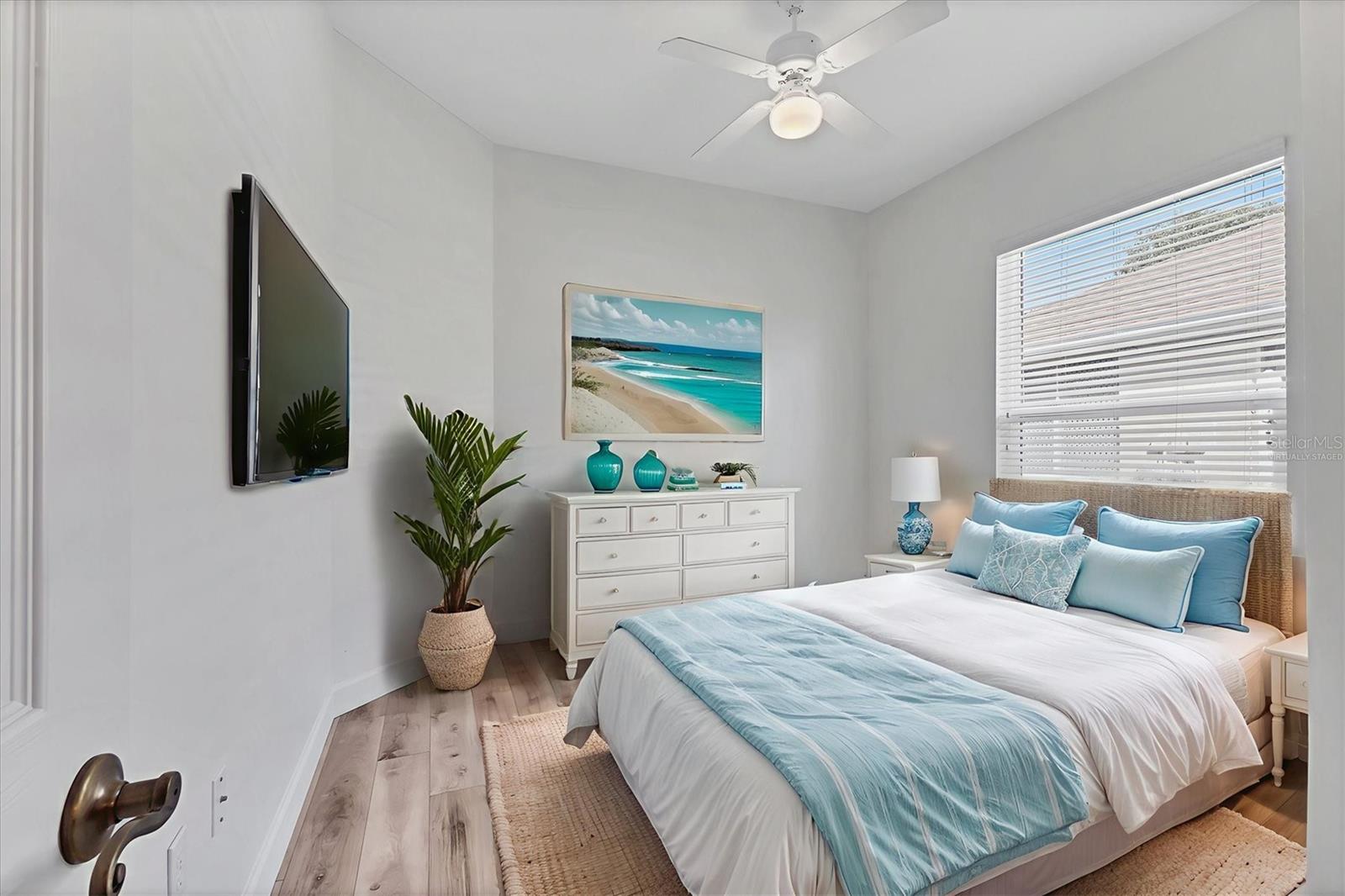 Image 26 of 67 For 9238 13th Avenue Cir Nw