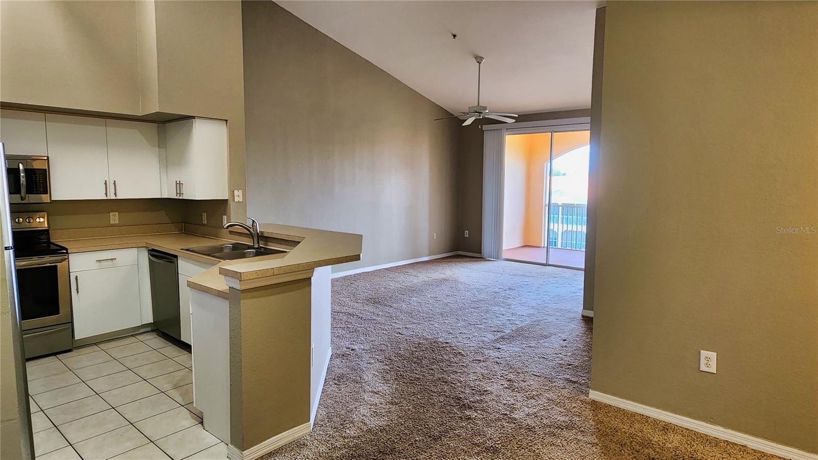 Image 15 of 32 For 4170 Central Sarasota Pkwy 436