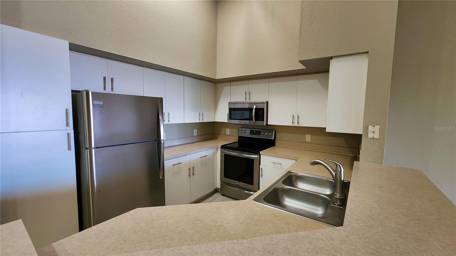 Image 18 of 32 For 4170 Central Sarasota Pkwy 436