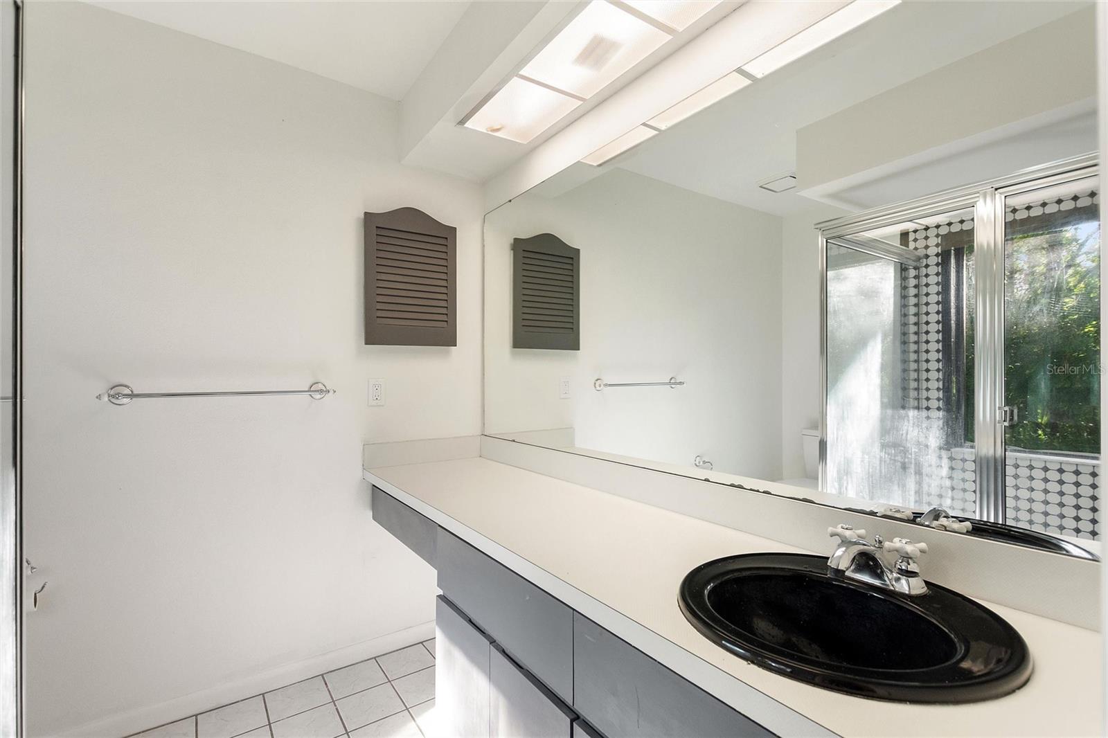 Image 16 of 38 For 1262 Dockside Drive