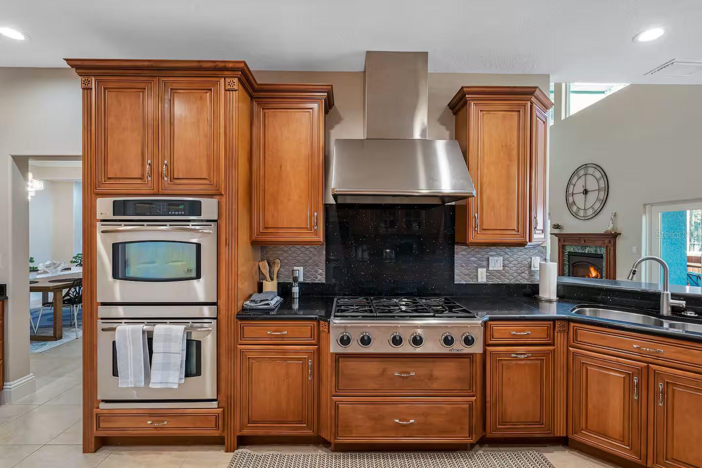 Image 15 of 50 For 151 Lakeside Drive