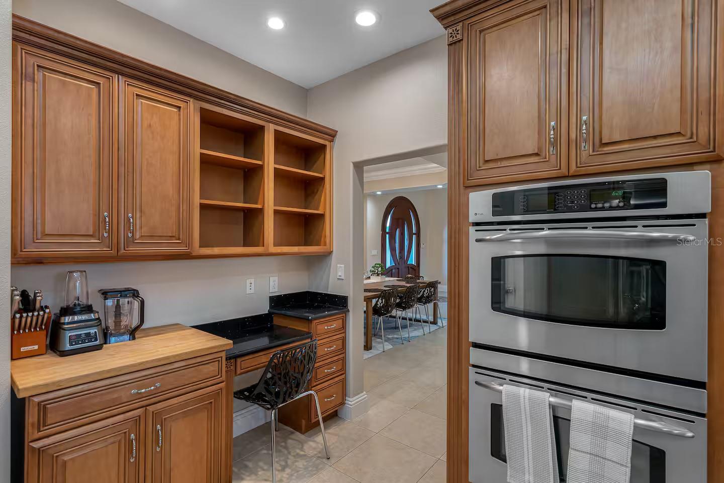 Image 16 of 50 For 151 Lakeside Drive