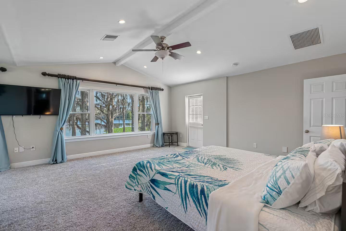 Image 34 of 50 For 151 Lakeside Drive