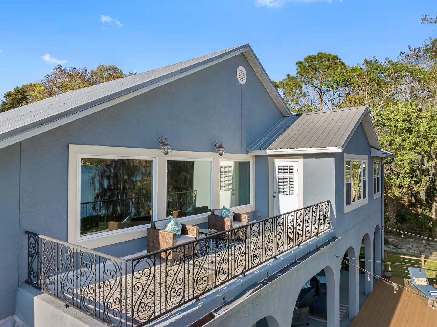 Image 7 of 50 For 151 Lakeside Drive