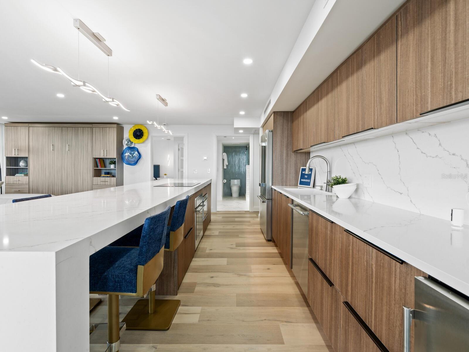 Image 11 of 57 For 5400 Ocean Boulevard 5-3